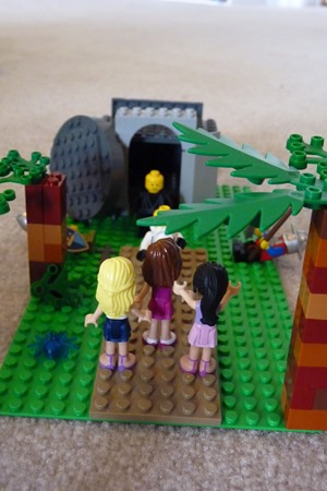 Lego Easter scenes-9