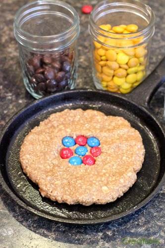 atomic cookie skillet - hands on learning about atoms {%{% Homeschool Creations 2015-2