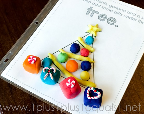 christmas-play-dough-mats-0684