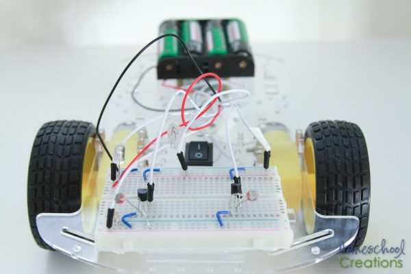 robotics-for-kids-q-the-robot-project-from-eeme-17