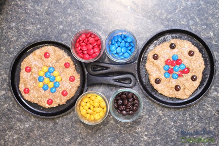 atomic cookie skillet - hands on learning about atoms {%{% Homeschool Creations 2015-4