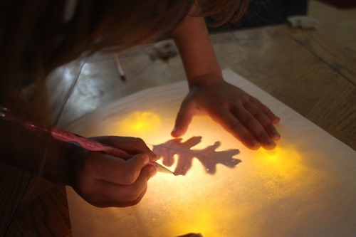 diy light table for children[4]