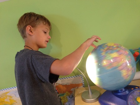 seeing how the sun lights the earth {%{% Homeschool Creations